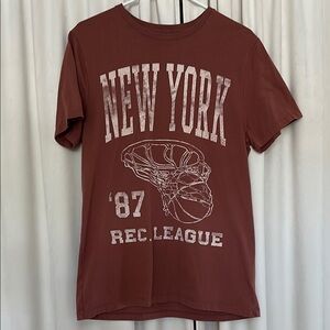 Goodfellow & Co Men's Maroon Graphic T-Shirt